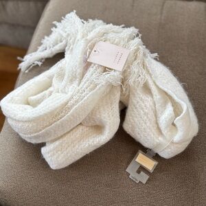 Lauren Conrad Knit Scarf